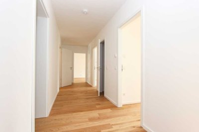 4-Zimmer-Wohnung zum Erstbezug mit Balkon und Loggia!