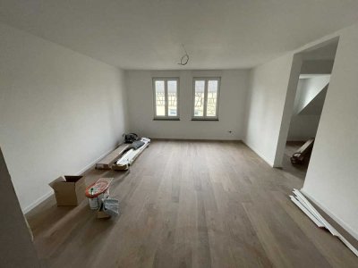 Erstbezug nach Sanierung mit EBK: schöne 3-Zimmer-Wohnung in Wöllstadt