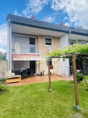 ***Gepflegtes Reiheneckhaus in Selb mit Garage und Terrasse***