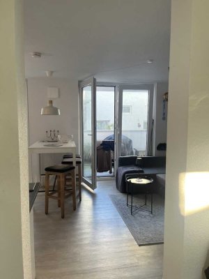 Helle 2-Zimmer-Wohnung mit Balkon in Hiddesen