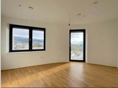 Moderne 2-Zimmer-Wohnung mit Panoramablick zu vermieten