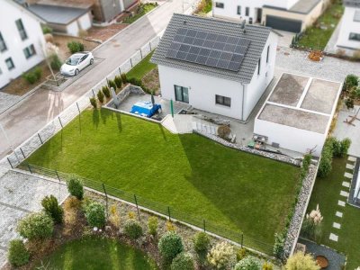 Modernes Einfamilienhaus mit großzügigem Garten und nachhaltiger Ausstattung in Feuchtwangen