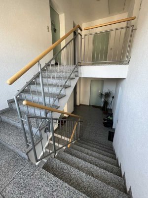 +++ SCHÖNE 2-ZIMMERWOHNUNG IN FRANKFURT-HAUSEN - MIT BALKON +++