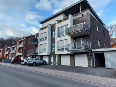 Moderne 3,5-Zimmer-Wohnung mit gehobener Innenausstattung mit EBK in Kleve