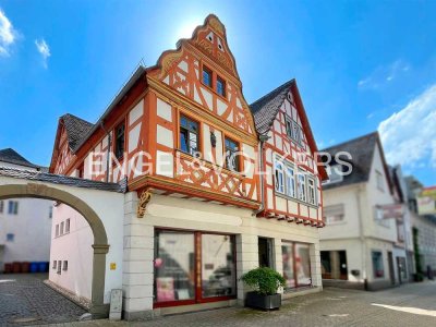 Schmuckes Fachwerk-Doppelhaus im Herzen der Altstadt