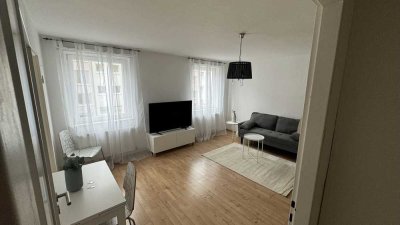 Vollmöbliert - neu renoviertes Apartment nahe Hafeninsel / Mainnähe, optimale Lage