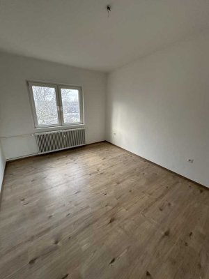 *frisch renovierte 3-Zimmer-Wohnung in Aldenhoven*