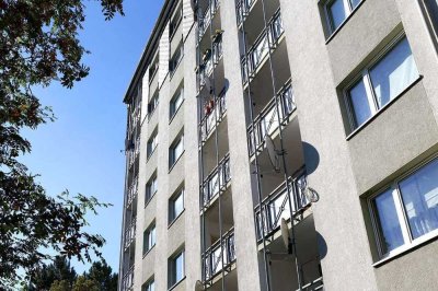 � Helle 2-Zimmer-Wohnung mit Balkon sucht einen neuen Mieter!!! �