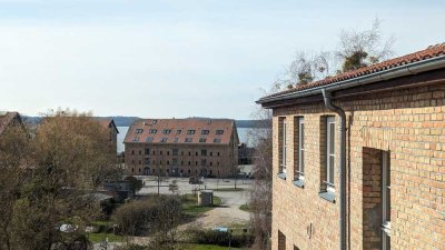 Stilvolle 3,5-Zimmer Wohnung im DG mit Seeblick und Stellplatz im Zentrum