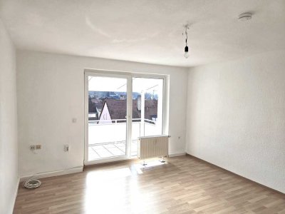 Helle renovierte 4 Raum-Wohnung in Meiningen mit Balkon