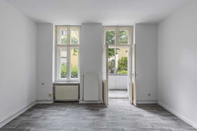 * Frisch renovierte 3-Zimmer-Wohnung mit Balkon in Karlshorst! *Wir übernehmen die Grunderwerbsteuer