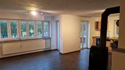 Einliegerwohnung 650 € - 60 m² - 2.0 Zi. Garten und Garage