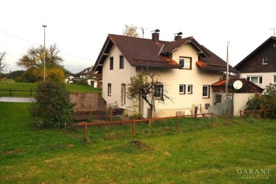 Wald bei Marktoberdorf: saniertes Einfamilienhaus in dörflicher Lage.