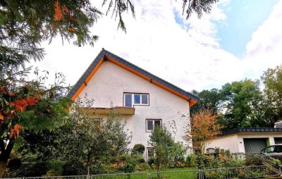 Helle 4-Zimmer-Wohnung mit Garten, Terrasse und Garage in GN-Meerholz