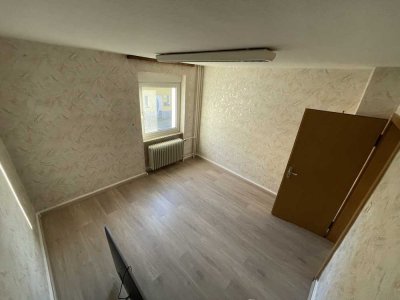 Stilvolle, modernisierte 2-Zimmer-Erdgeschosswohnung mit großem Garten und Terrasse in Aarbergen