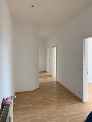 Ansprechende 3-Zimmer-Wohnung im 2.OG mit Balkon in Bad Salzuflen