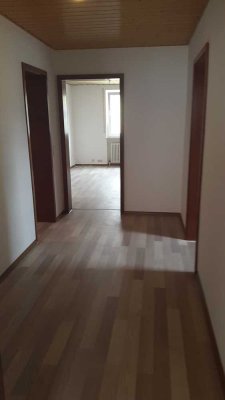 Schöne  3-Zimmer-DG-Wohnung in Teublitz