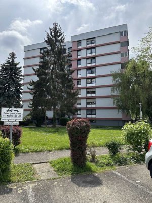 Attraktive und sanierte 3-Zimmer-Wohnung mit gehobener Innenausstattung mit EBK in Wörth am Rhein