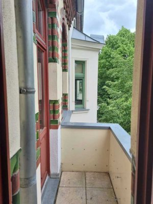 Stadtfeld Ost I 2 Zimmer I Balkon I Wohnküche mit Einbauküche I Tageslichtbad mit Wanne und Dusche