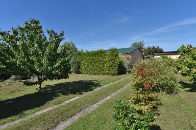 Gemütliches Einfamilienhaus im Bungalowstil auf schönem Gartengrundstück