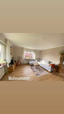 Wohnung Zur Zwischenmiete : VOLL AUSGESTATTETE 3-Zimmer-Wohnung