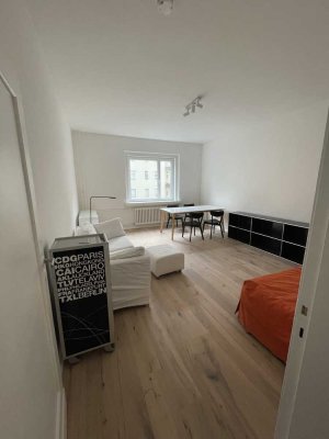 Bezugsfreie und kernsanierte 2-Zimmerwohnung in Berlin-Westend von PRIVAT