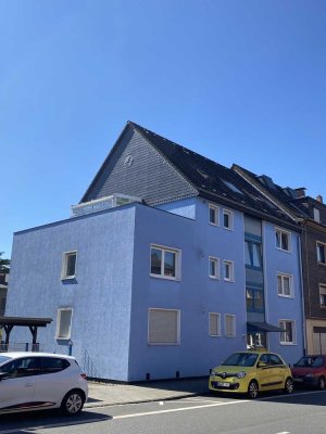 Schöne, helle Dachterrassen Wohnung in Friemersheim