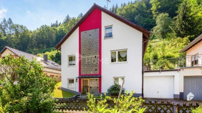 Charmantes Einfamilienhaus mit vielseitigem Raumangebot, Terrasse und Garten