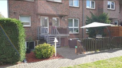 Haus im Haus! - im schönen Moers-Schwafheim  Top Renovierte 3,5-Raum-Wohnung mit eigenem Garten...