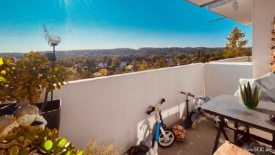 bezugsfreie, sonnige 4-Zi.-Wohnung, 8.OG mit Panoramablick von zwei Süd-Balkonen in FFB-Buchenau