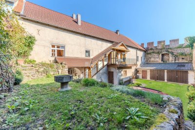 Wohnen wo andere Urlaub machen! Eingedeckt in den alten Stadtmauern von Dürnstein!