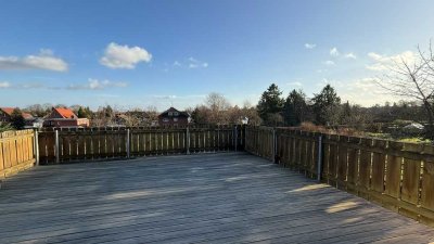 Wunderschöne Wohnung in zentraler Lage von Stelle - Riesen Dachterrasse + Ausbaufähiges DG