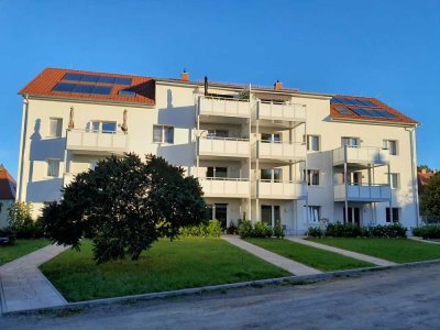 Idyllisches Wohnen: 3-Zimmer mit Terrasse im Grünen