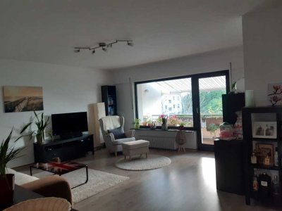 St. Augustin - moderne 3-Zimmer-Wohnung mit großem Balkon (provisionsfrei)