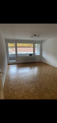 Sanierte 3-Raum-Terrassenwohnung mit Balkon und Einbauküche in Furtwangen