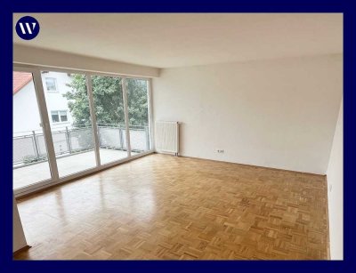 Direkt einziehen! 3-Raum-Wohnung mit Süd-Balkon, Wannenbad, Gäste-WC, Parkett + Aufzug