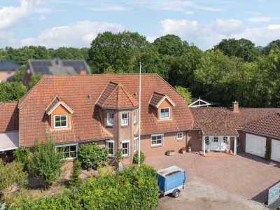 Großzügige Villa mit gehobener Ausstattung in familiengerechter Feldrand-Lage nahe Rendsburg