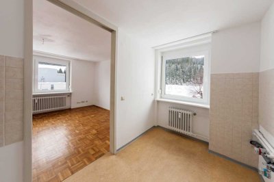 * * MIETER GESUCHT * * Top gelegene 2-Zimmer-Wohnung o. Balkon