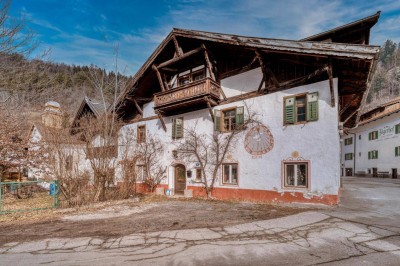 Liebhaber aufgepasst! Historisches Landhaus in Ötz zu verkaufen!