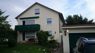 Schöne helle und ruhige 4-Zimmer Wohnung mit Balkon in 82285 Hattenhofen