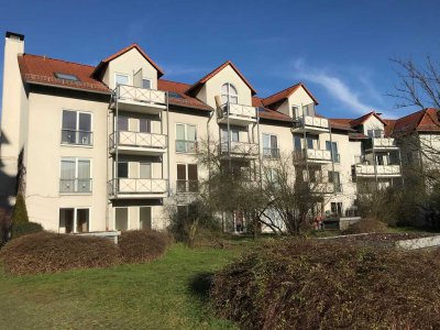 Helle, ruhige WG geeignete 2-Zimmerwohnung in Uninähe (Wesertor), mit Terrasse und Einbauküche