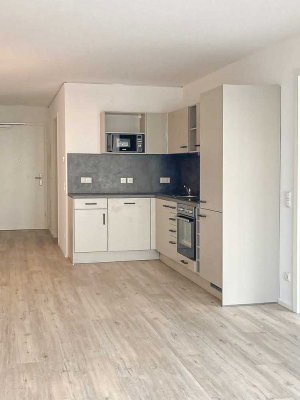 Ideal für Singles und Paare: 2 Zimmer mit Balkon