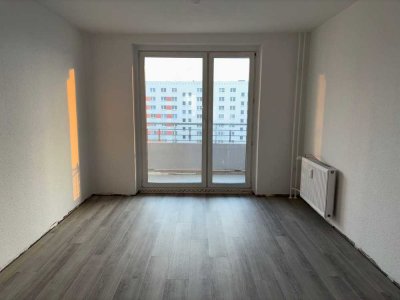 Schöne Familien-Wohnung mit Balkon freut sich auf Sie!