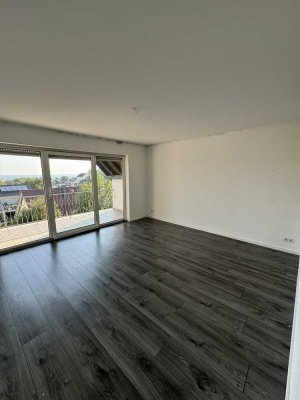 Renoviertes Haus wartet auf Sie!  Ruhige Lage in Zornheim