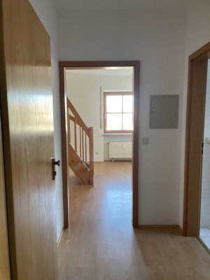 Gemütliche Maisonette-Wohnung in Wertingen/ Gottmannshofen– Sofort bezugsfrei!