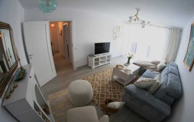 Erstbezug nach Sanierung mit Balkon und EBK: Attraktive 2-Raum-Wohnung in Neustadt (Dosse)