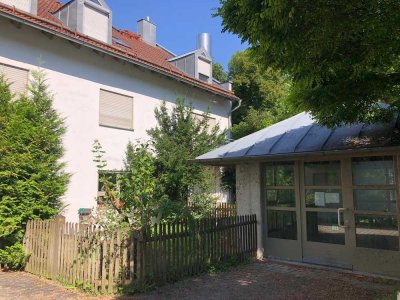 Stilvolle, 2-Zimmer-Wohnung mit Garten & Balkon und Einbauküche in Erding