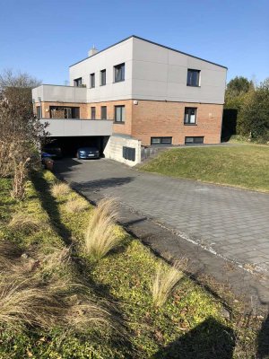 Schöne, geräumige fünf Zimmer Erdgeschosswohnung in Stade (Kreis), Agathenburg