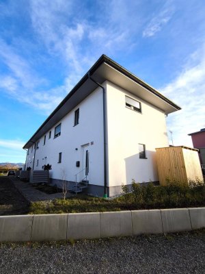 NEUBAU 4-Zimmer-Reihenhaus mit Garten, Garage und Dachboden in Fußach