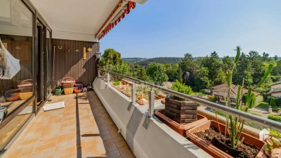 Traumhafte Aussicht- 4 Zimmer - Wohnung mit Loggia, Garage und Stellplatz in ruhiger Lage